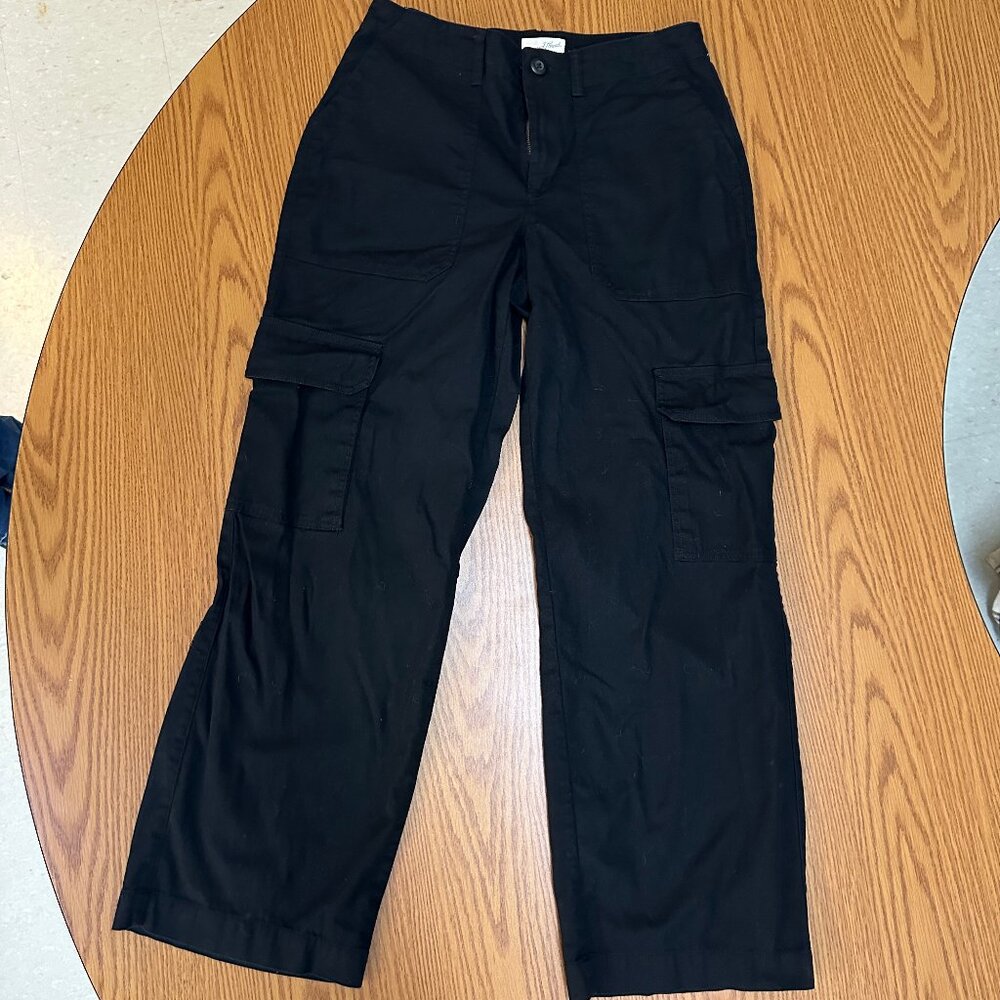 ✨ Universal Thread High-Rise Relaxed Cargo Pants - Black